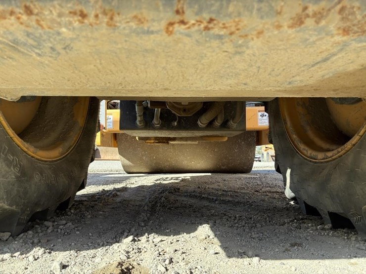 2018-volvo-sd45b-image-9