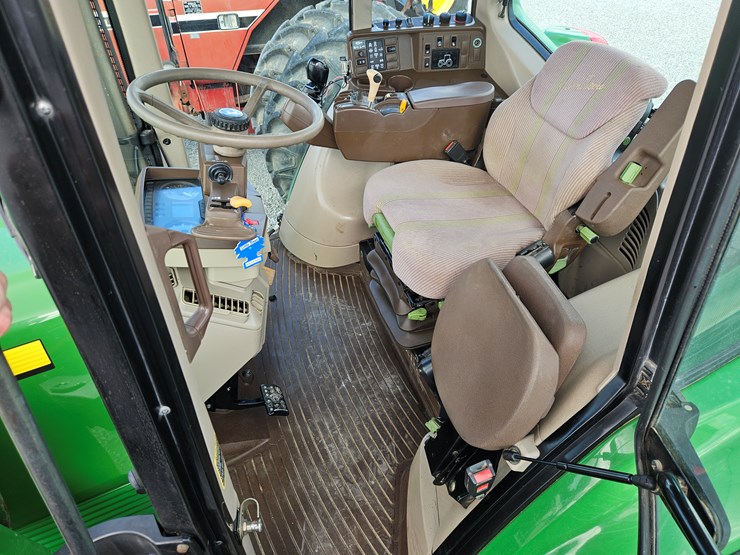 2006-john-deere-7520-image-9
