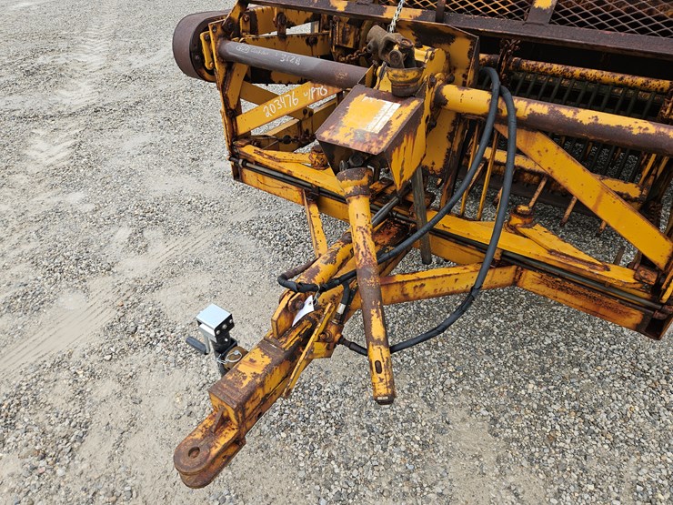 #203476-•-anderson-rock-picker-image-2