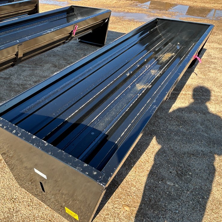 #37696 • Unused Kit Containers CF-90-V2025 Feed trough