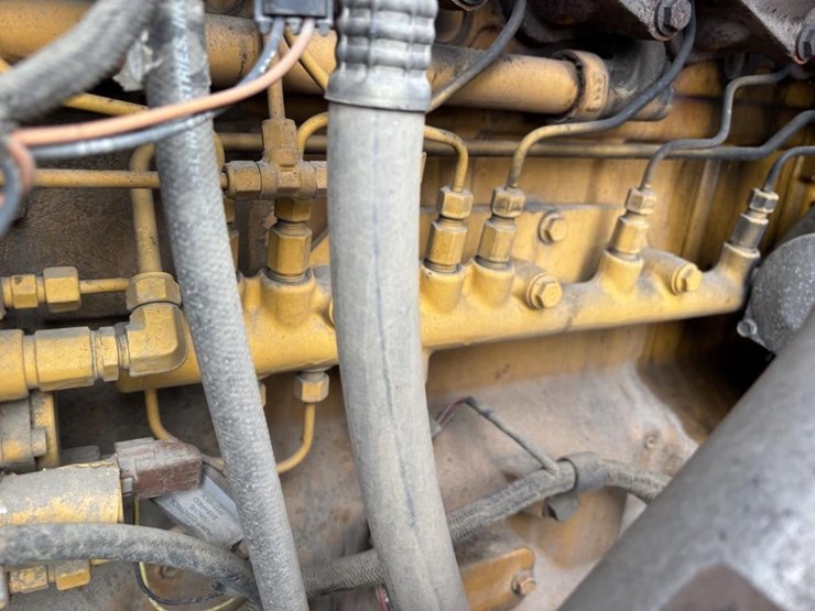 2005-deere-624j-image-60