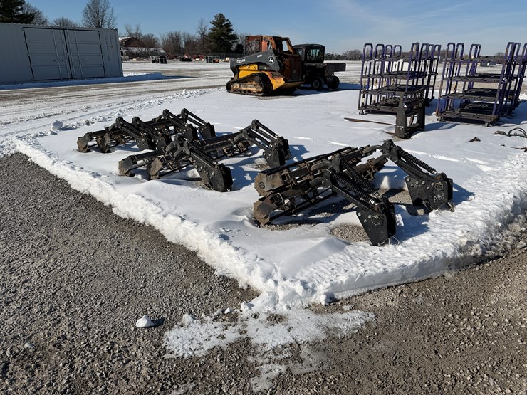 #210524-•-used-rolling-baskets-image-5