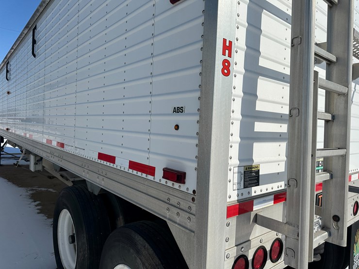 2016-timpte-hopper-bottom-image-48