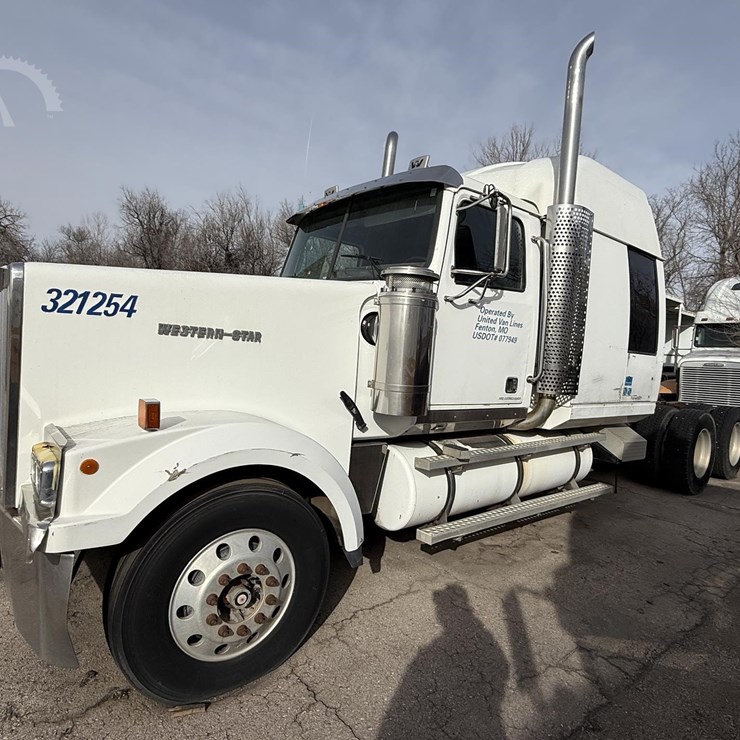 2000 WESTERN STAR 4900EX