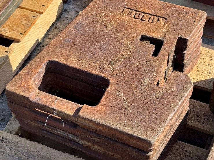 (4)-kubota-suitcase-weights-image-3