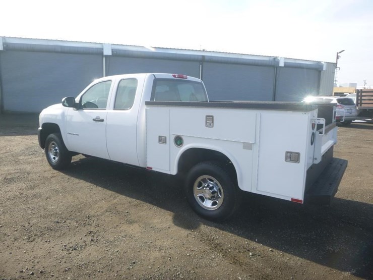 2009-chevrolet-2500-image-4