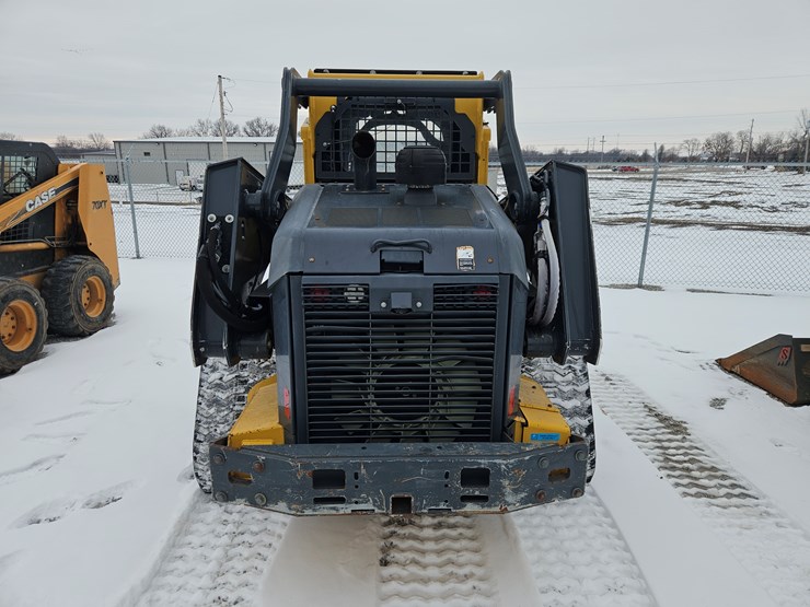 2020-deere-333g-image-17