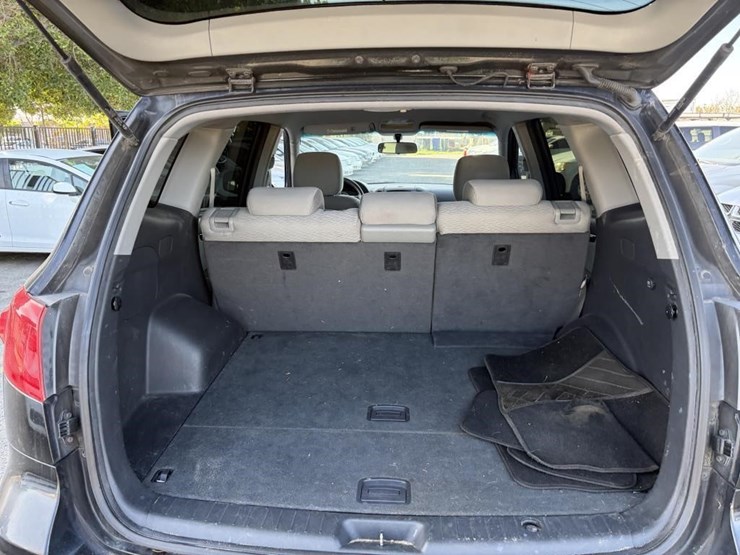 2009-hyundai-santa-fe-gls-image-25