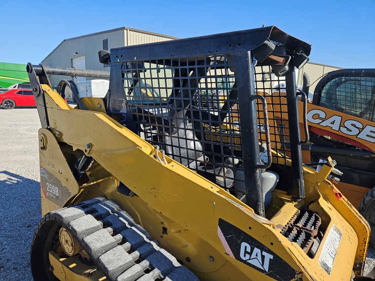2012-caterpillar-259b3-image-13