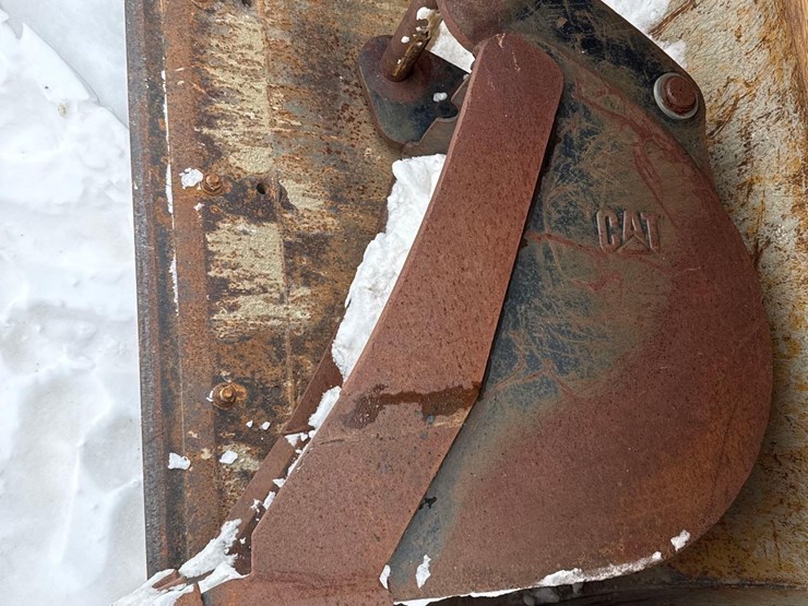 caterpillar-430d-image-7