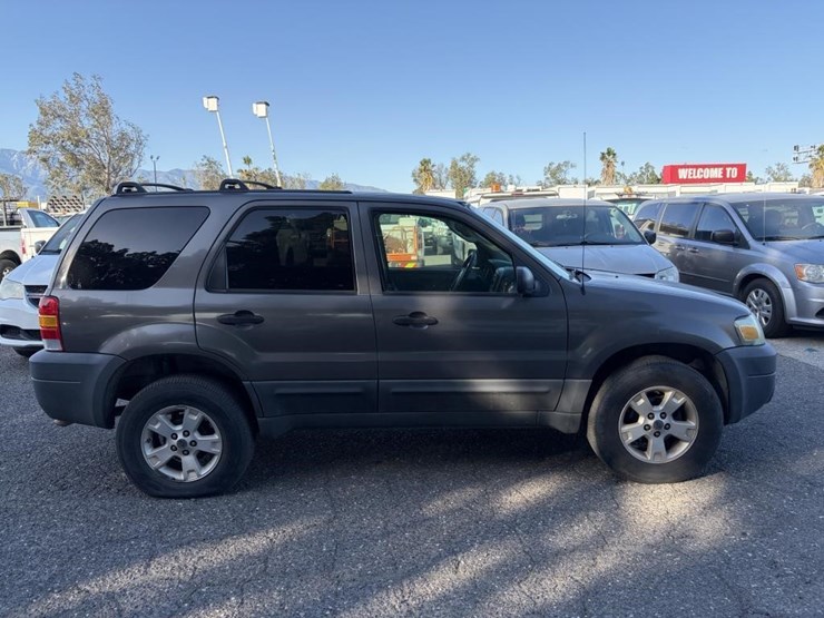 2006-ford-escape-xlt-image-8