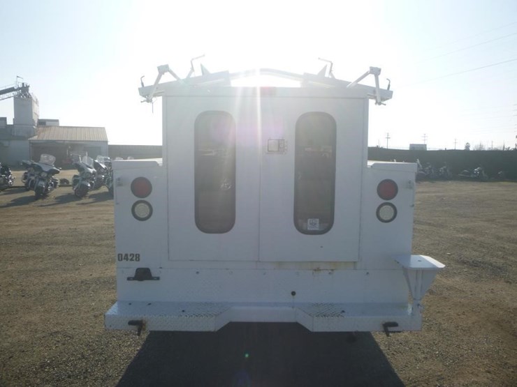 2011-chevrolet-2500-image-6