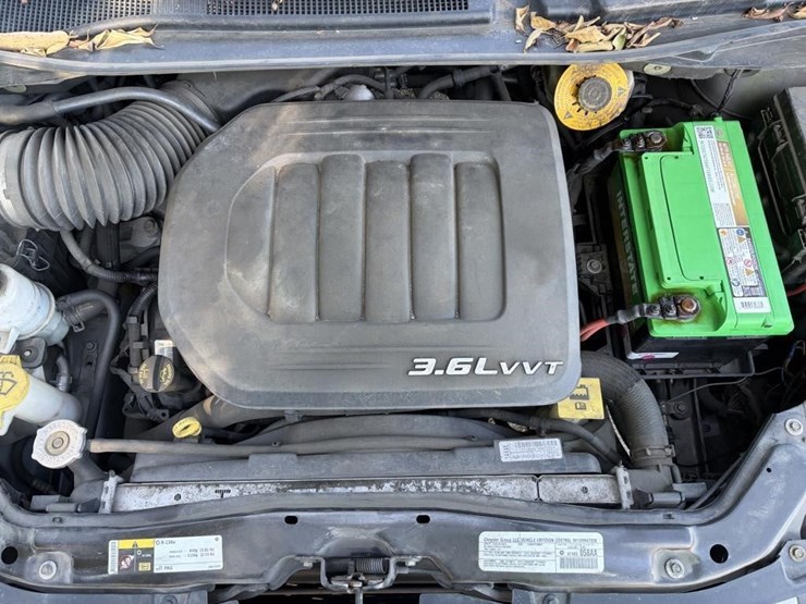 2014-dodge-grand-caravan-image-22