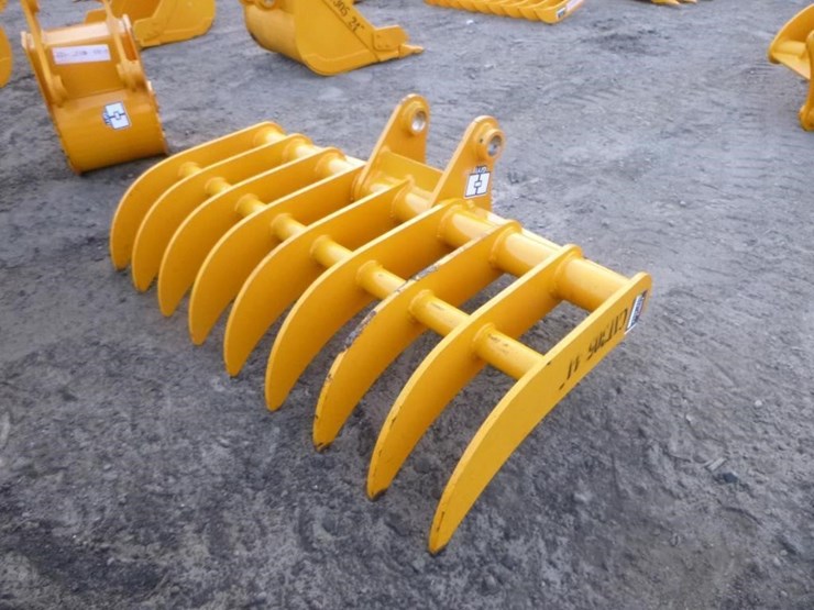 caterpillar-305-image-1