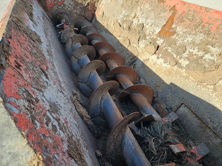 2018-kuhn-knight-sl124-image-3