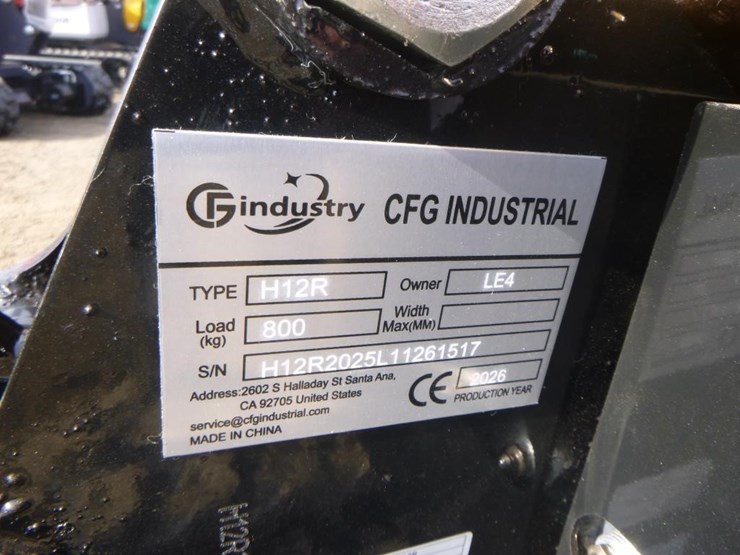 agt-h12r-hydraulic-excavator-image-28