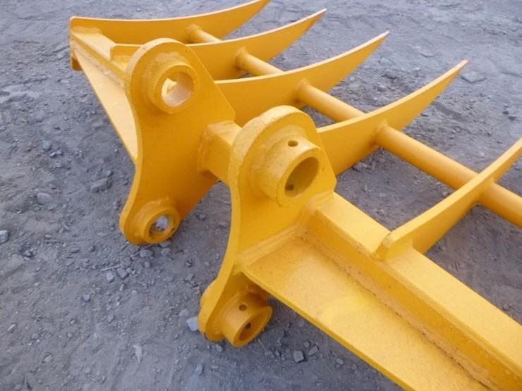 caterpillar-303-image-5