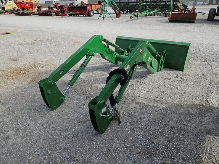 2019-john-deere-h310-image-4