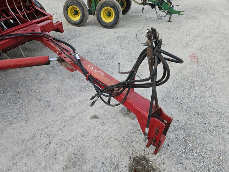 case-ih-5100-image-2