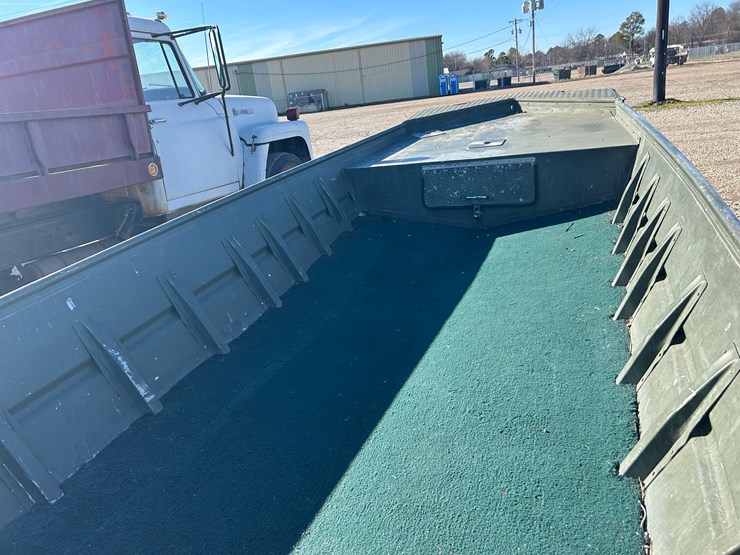 #37992-•-alumacraft-fishing-boat-w/-trailer-acbg8400h112-image-4