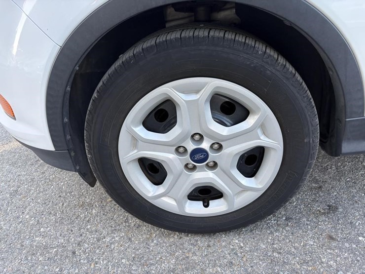 2017-ford-escape-image-25