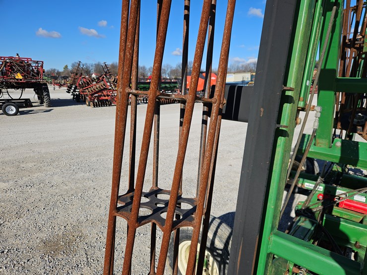 2008-john-deere-200-image-6