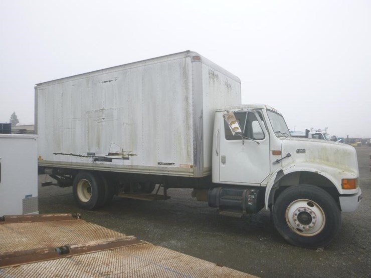 1997-international-4700-image-7