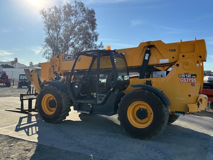 2014-jcb-512-56-image-4