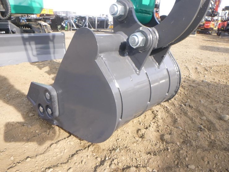 2025-agt-qk16r-hydraulic-excavator-image-10