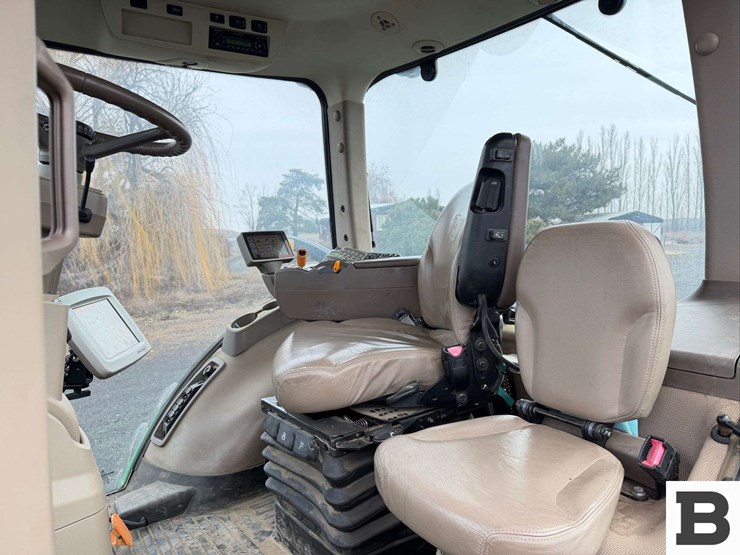 john-deere-8345r-image-48