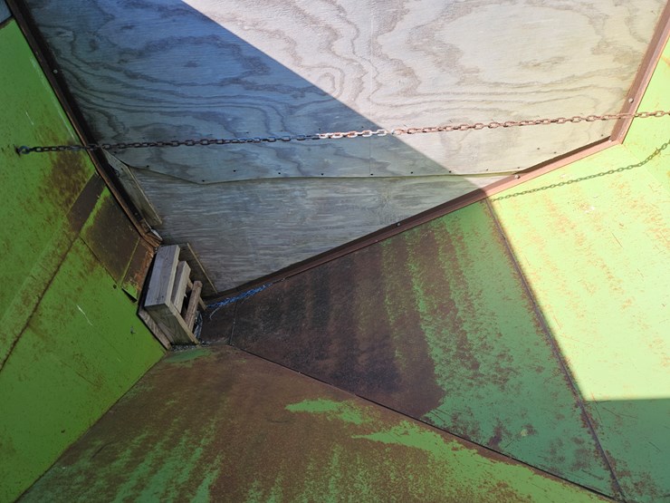 #203572-•-parker-gravity-wagon-image-3