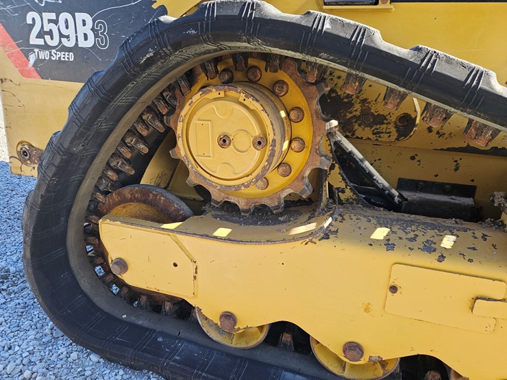 2012-caterpillar-259b3-image-15