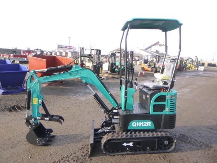 agt-qh12r-hydraulic-excavator-image-5