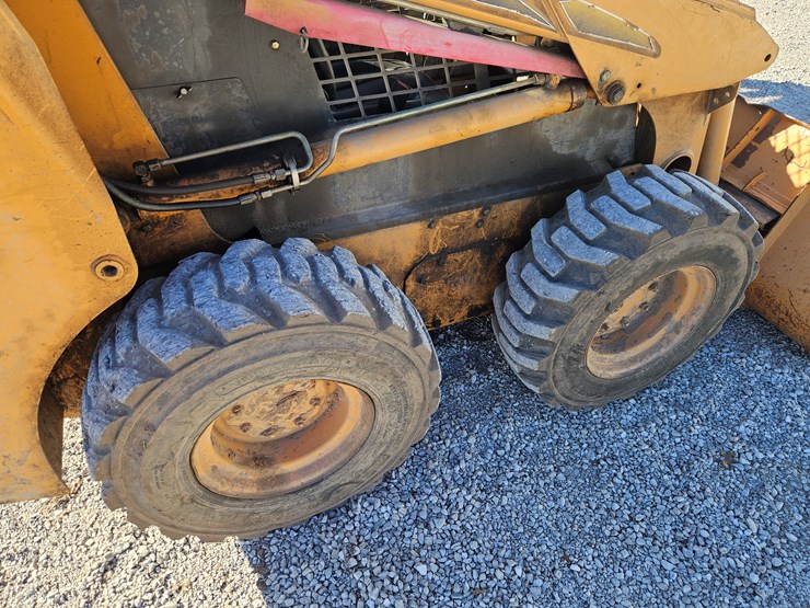 2002-case-70-xt-image-18