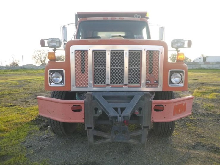 2001-international-2574-image-6