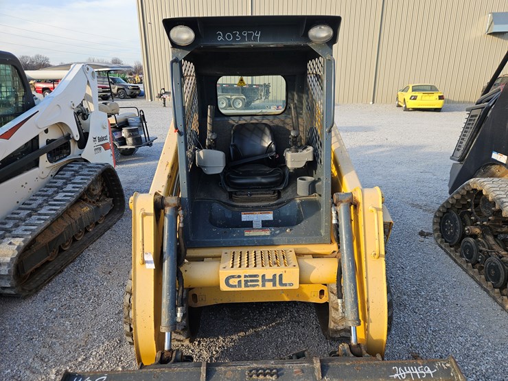 2017-gehl-rt175-image-4