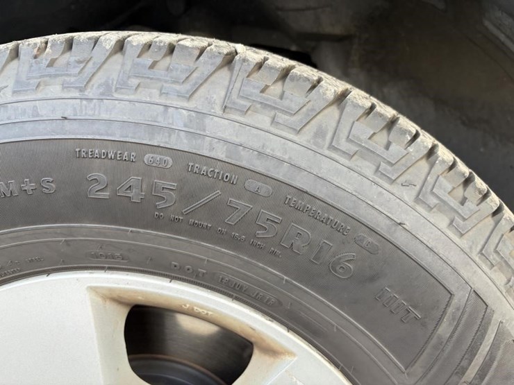 2012-nissan-pathfinder-image-29