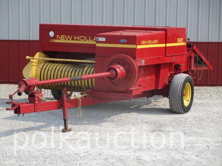 new-holland-565-image-5