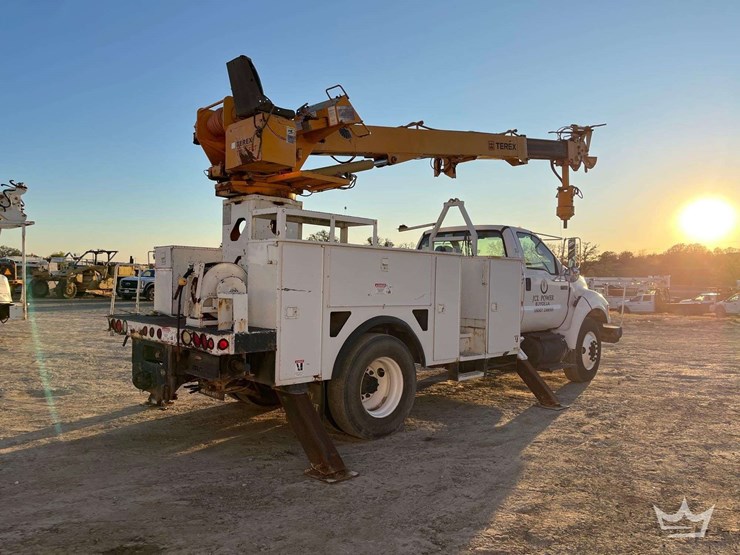 2006-ford-f750-image-3