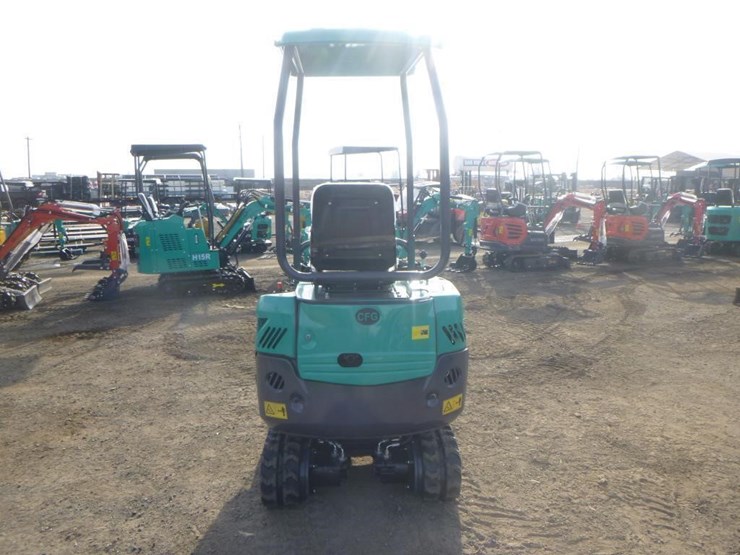 2025-agt-qk16r-hydraulic-excavator-image-8