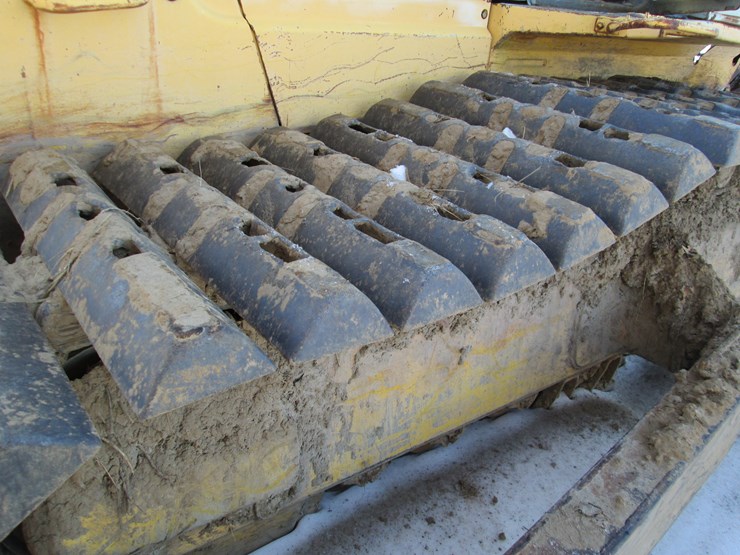 komatsu-d65p-image-20