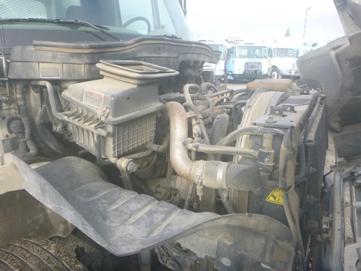 2012-international-durastar-4400-image-15