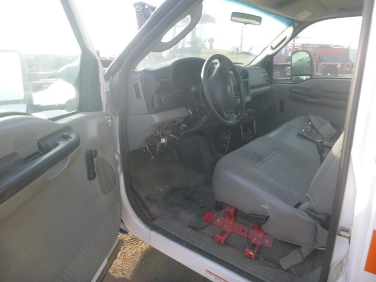 2007-ford-f450-image-9