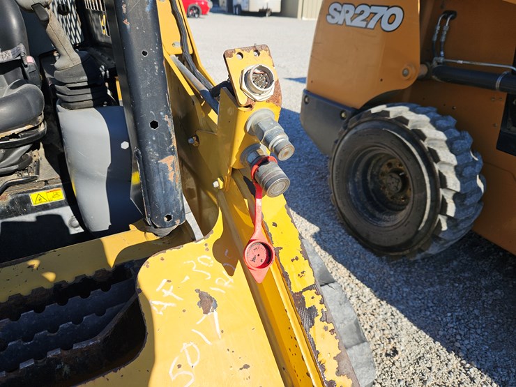 2012-caterpillar-259b3-image-6