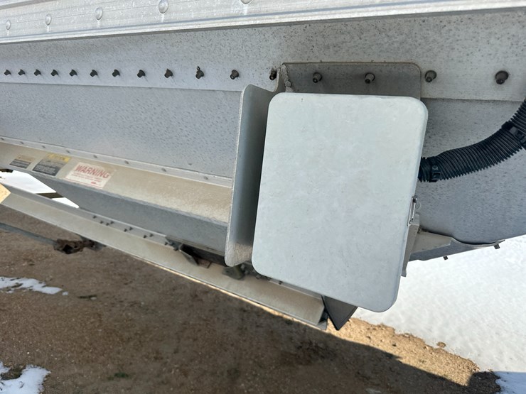 2016-timpte-hopper-bottom-image-23