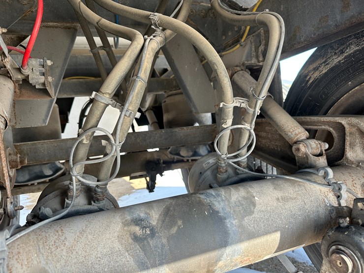 2016-timpte-hopper-bottom-image-14