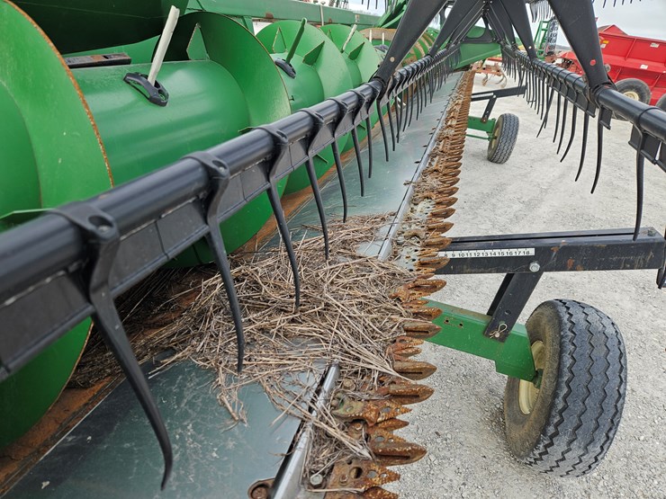 2010-john-deere-625f-image-4