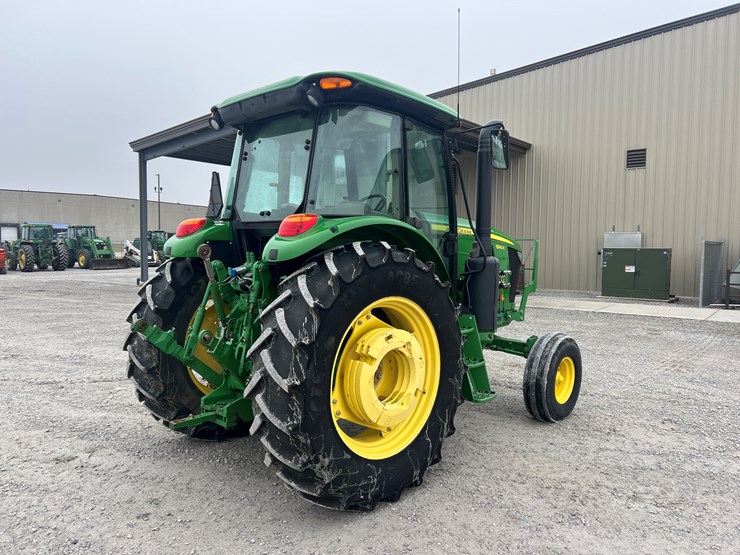2015-john-deere-6120e-image-20