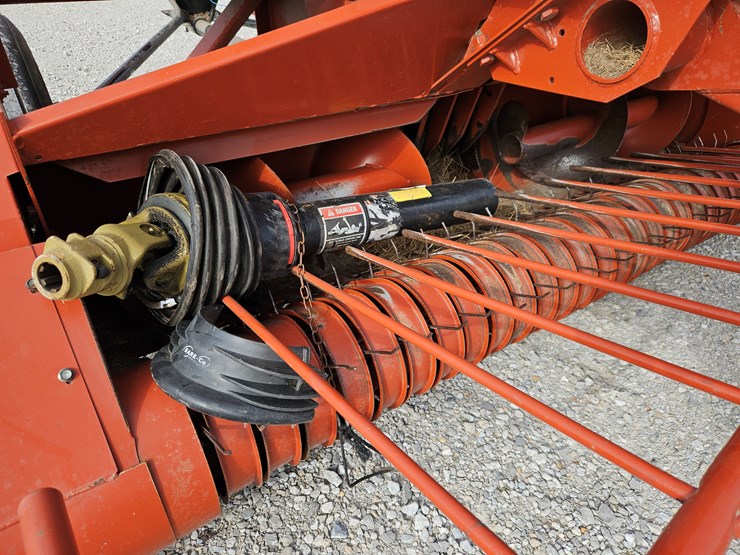 2006-hesston-4570-image-3