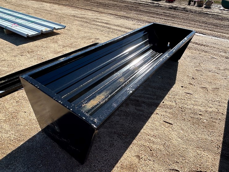 #37696-•-unused-kit-containers-cf-90-v2025-feed-trough-image-5